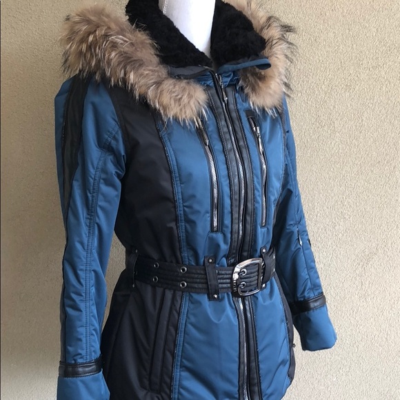 descente Jackets & Blazers - Descente Ski Jacket with Fur Trim Collar